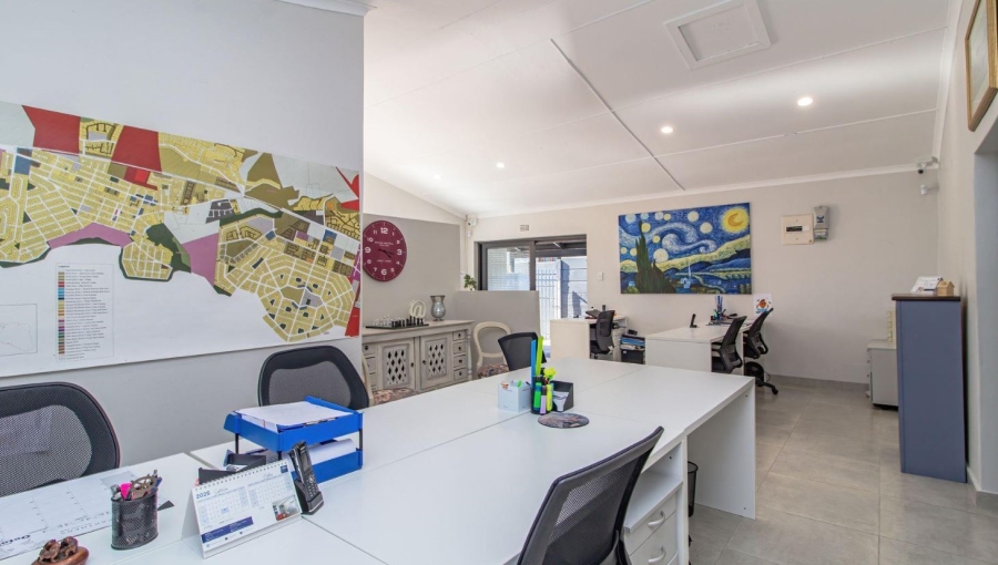 1 Bedroom Property for Sale in Sandbaai Western Cape